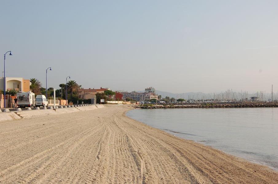 Port Duplex Plein Sud 200 M2 Et 100 M2 De Terrasse Apartment Hyeres