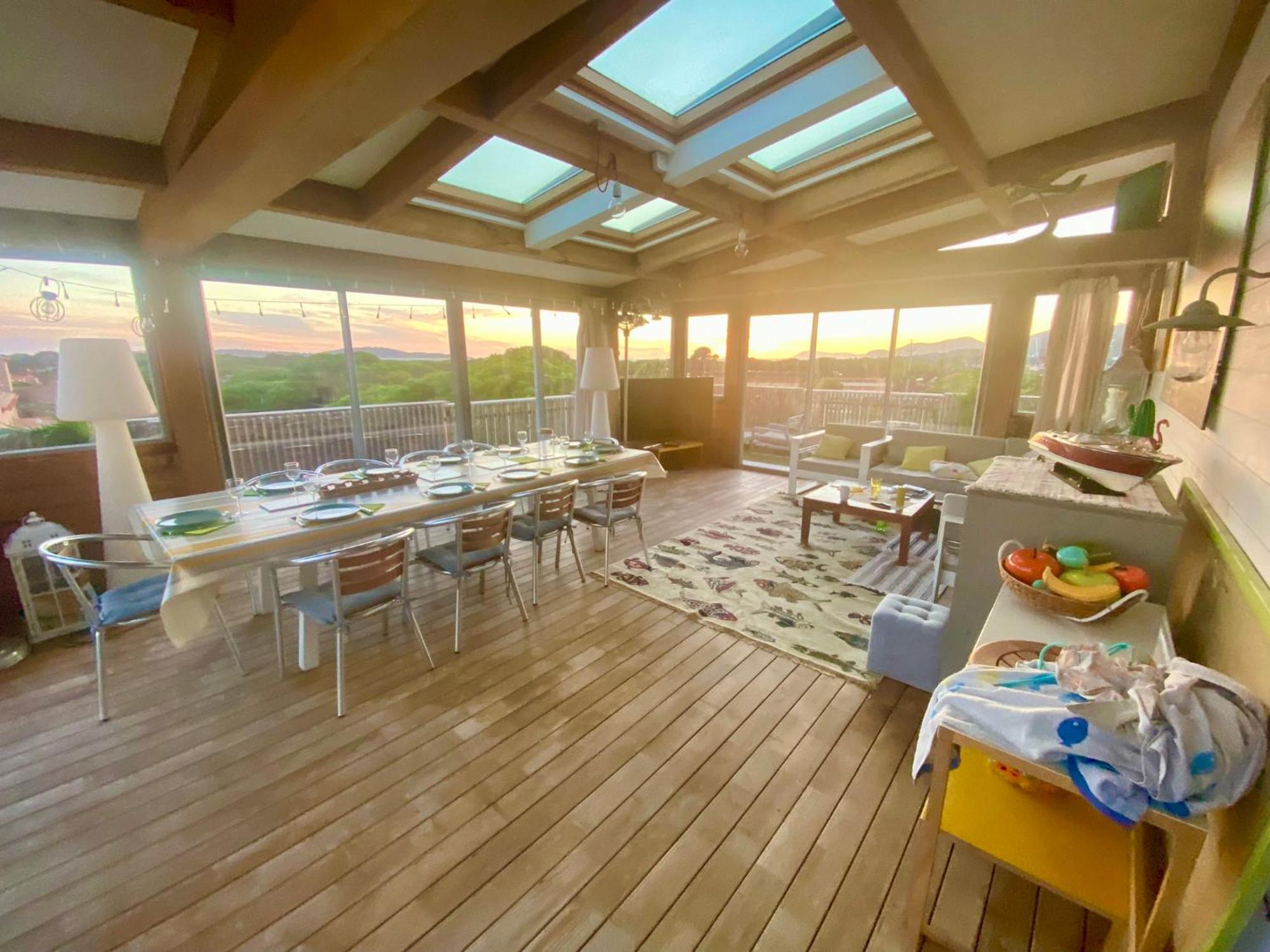 Port Duplex Plein Sud 200 M2 Et 100 M2 De Terrasse Apartment Hyeres