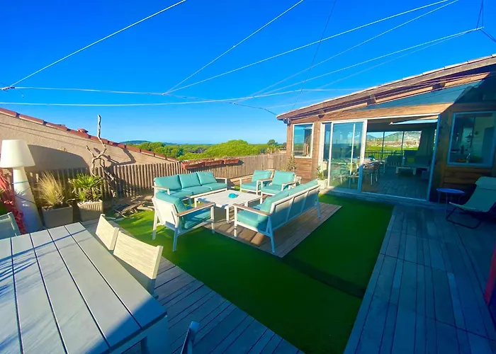 Port Hyeres Duplex Plein Sud 200 M2 Et 100 M2 De Terrasse