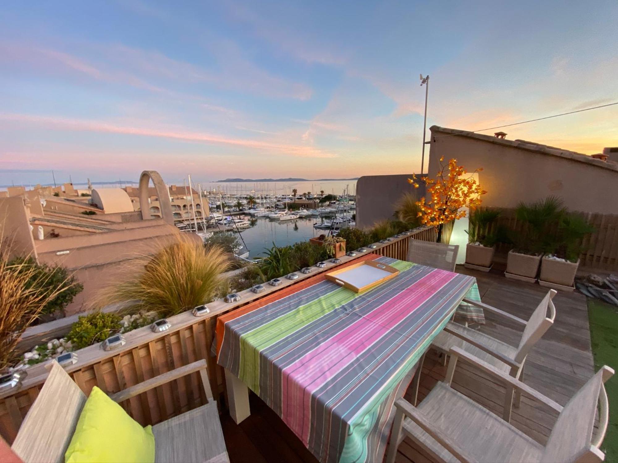 Apartamento Port Duplex Plein Sud 200 M2 Et 100 M2 De Terrasse Hyères