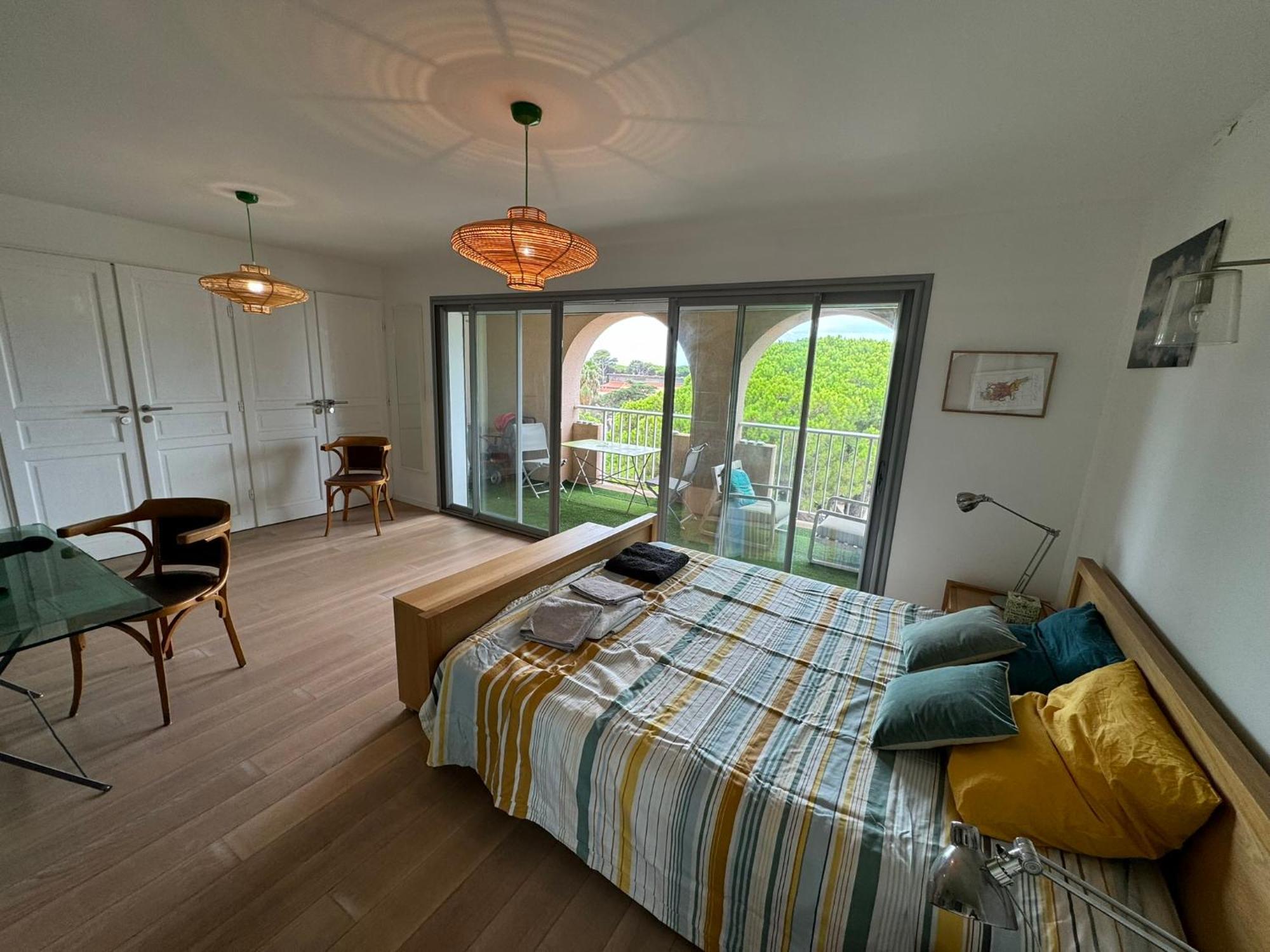 Appartement Port Duplex Plein Sud 200 M2 Et 100 M2 De Terrasse *